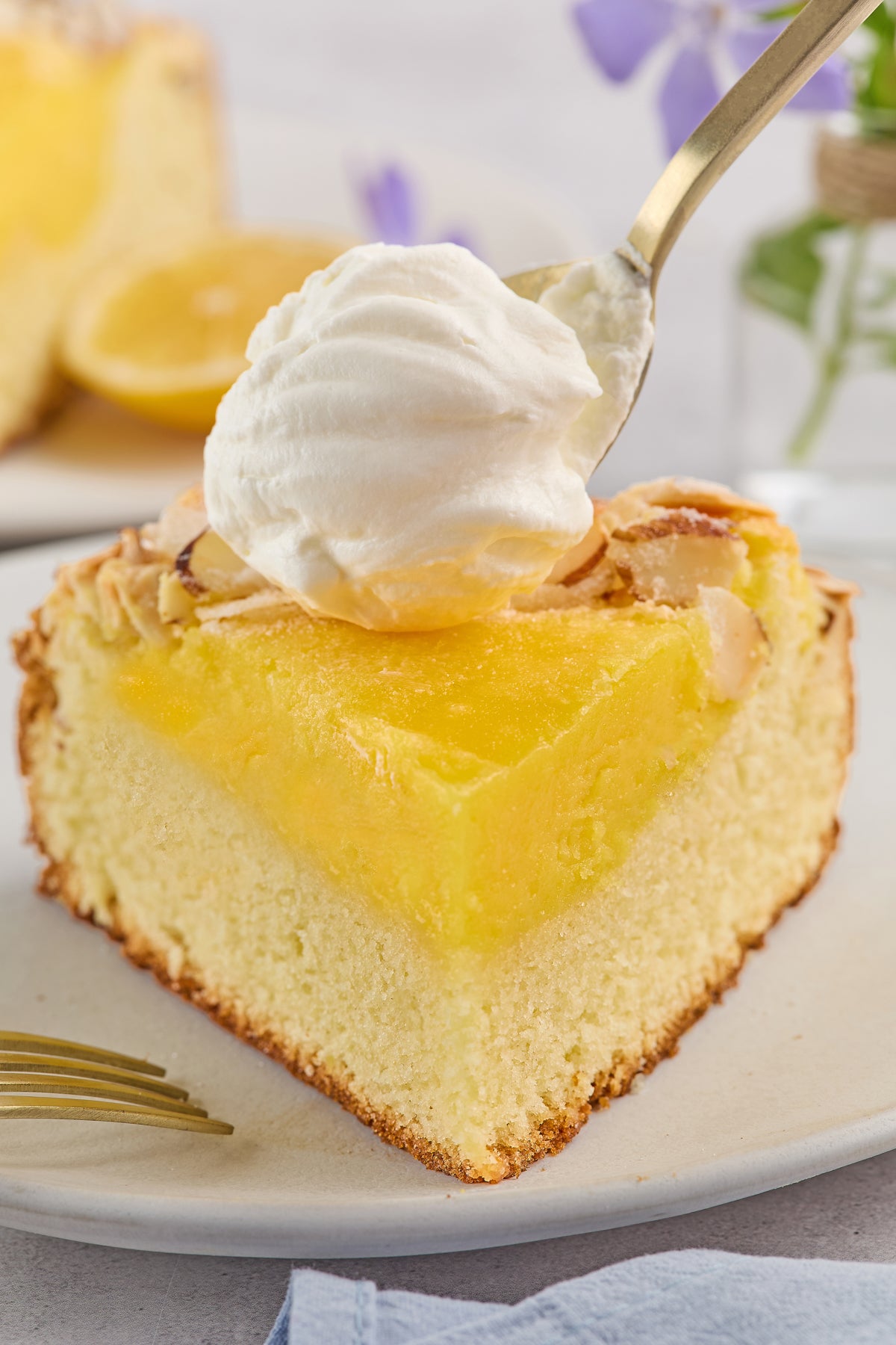 Lemon Curd Lemon Cake