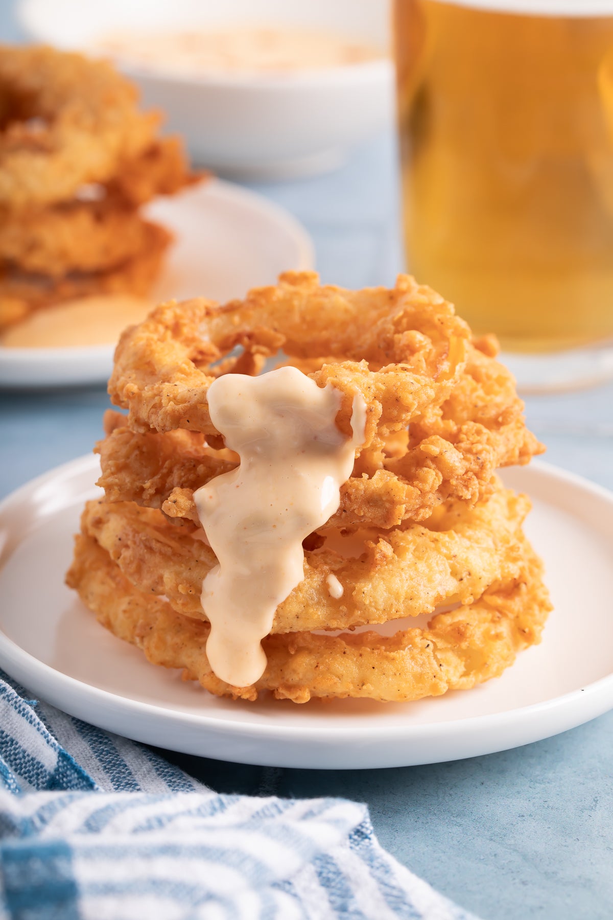Onion Rings with Dipping Sauce