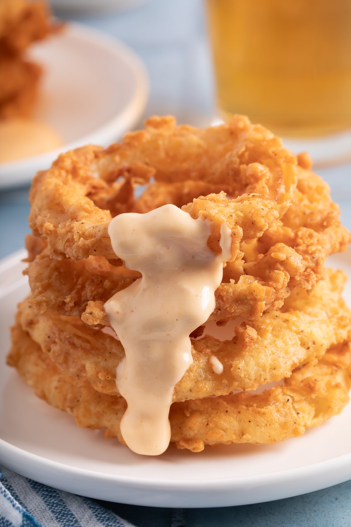 Onion Rings with Dipping Sauce