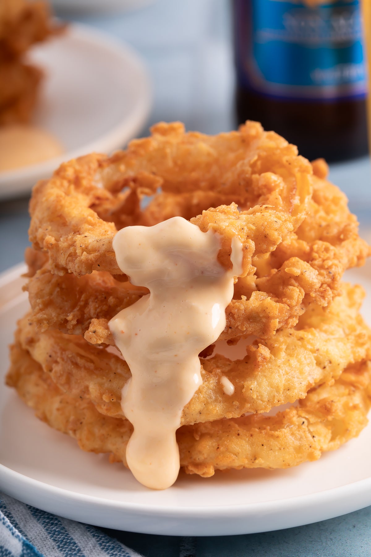 Onion Rings with Dipping Sauce