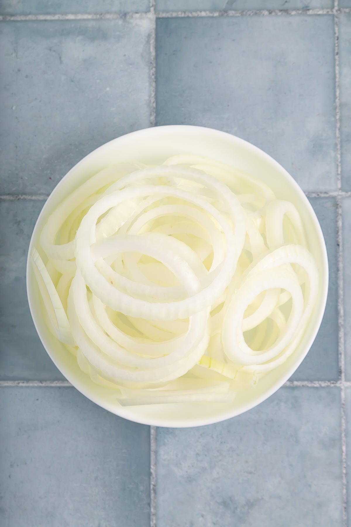 Onion Rings with Dipping Sauce