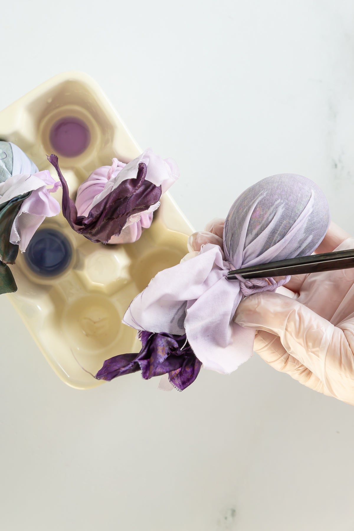 Bright Silk Dyed Eggs – Semi-Exclusive (Set 1 of 2)