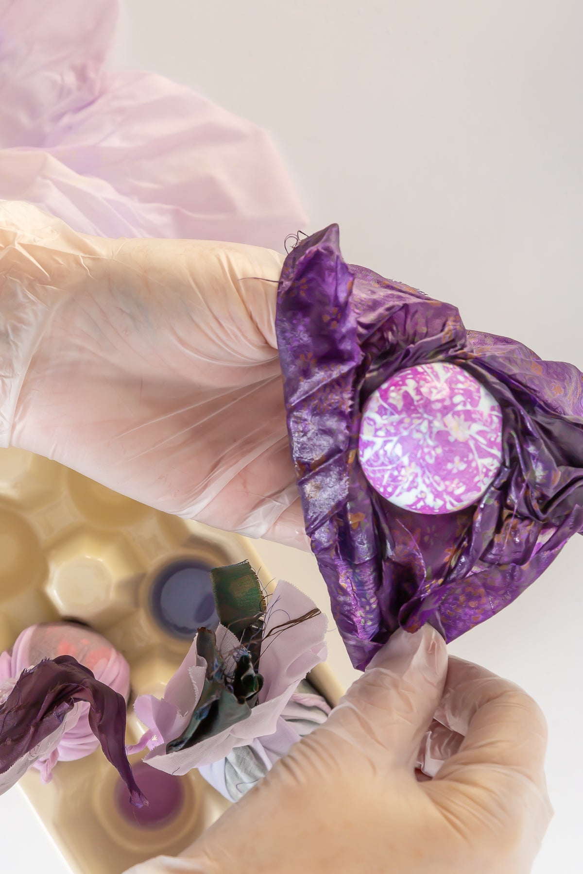 Bright Silk Dyed Eggs – Semi-Exclusive (Set 1 of 2)