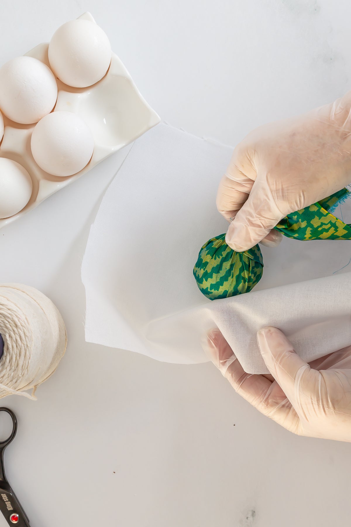 Bright Silk Dyed Eggs – Semi-Exclusive (Set 1 of 2)