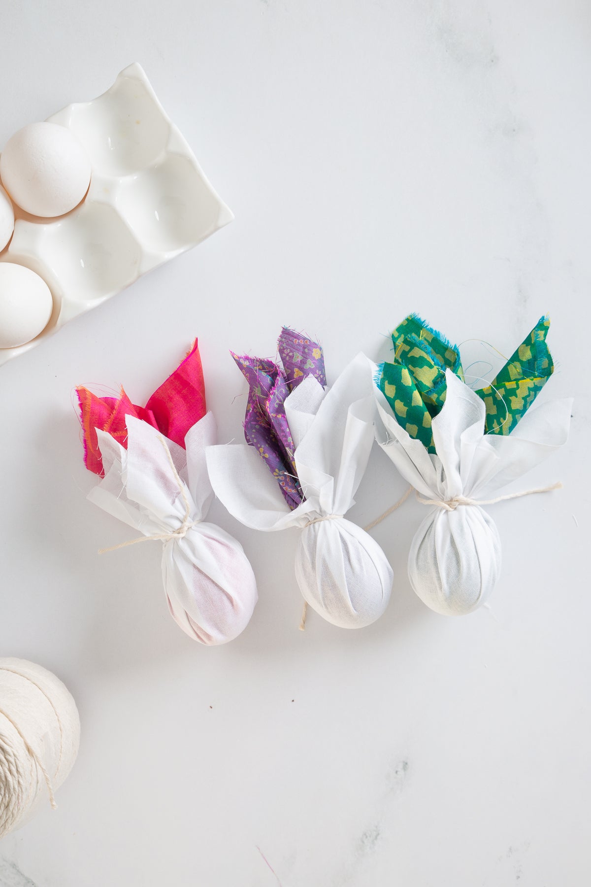 Bright Silk Dyed Eggs – Semi-Exclusive (Set 1 of 2)