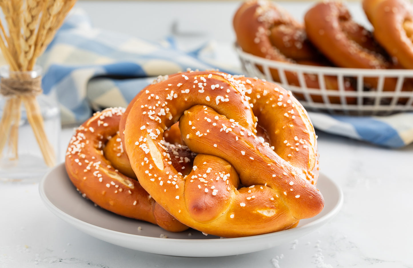 Homemade Pretzels with Cheese Sauce