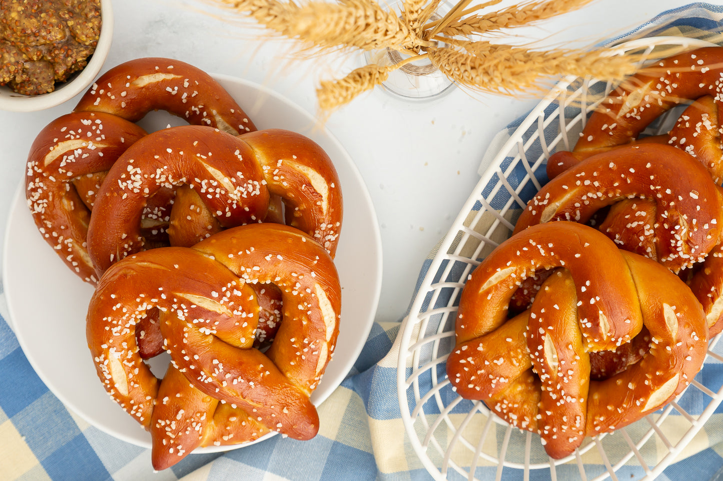 Homemade Pretzels with Cheese Sauce