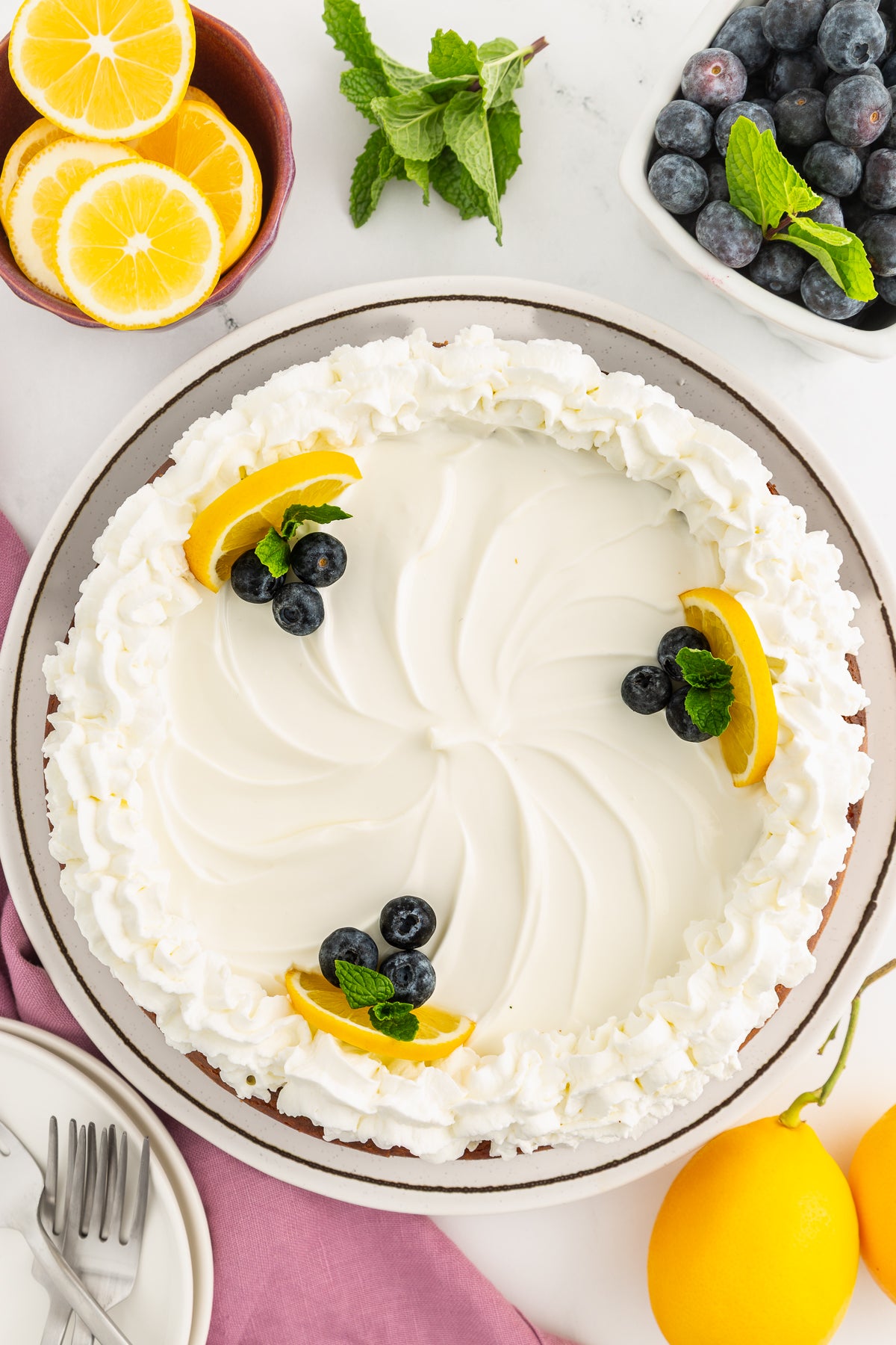 Lemon Cheesecake with Blueberry