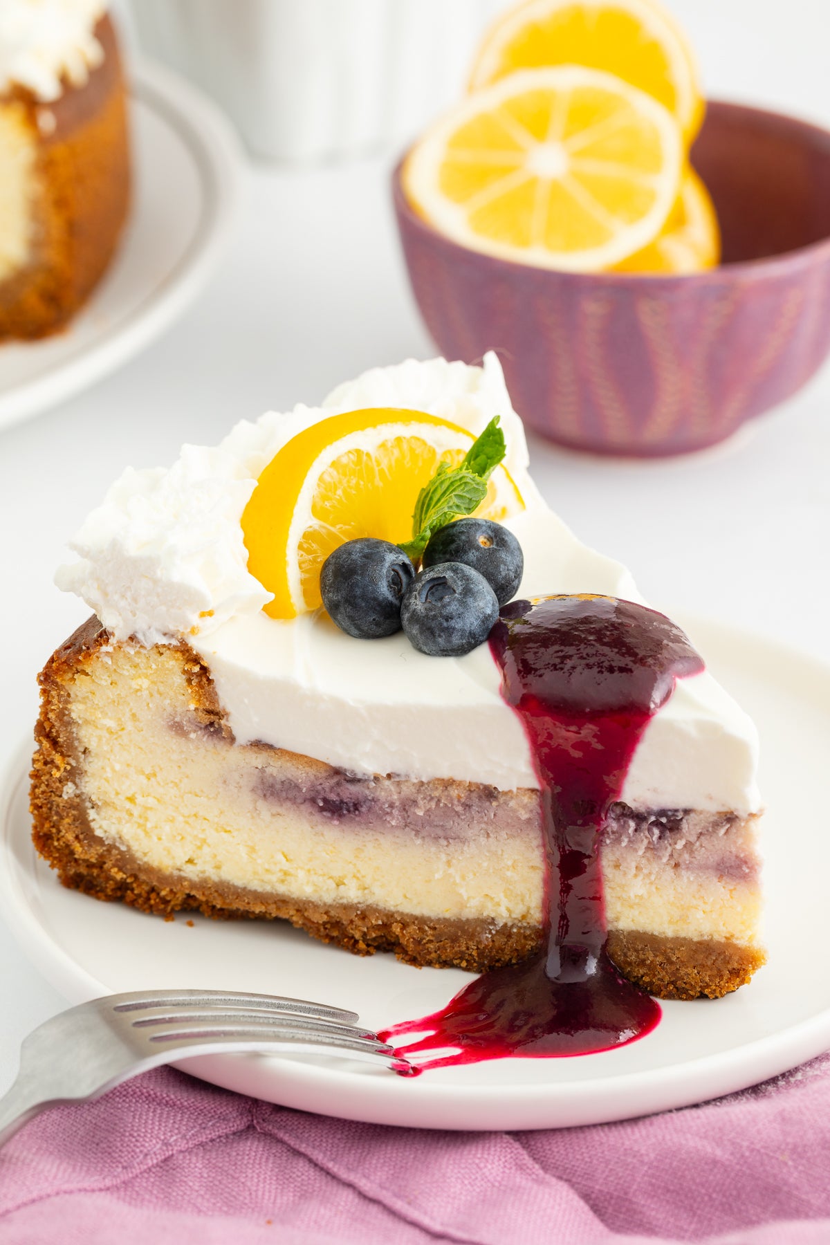 Lemon Cheesecake with Blueberry