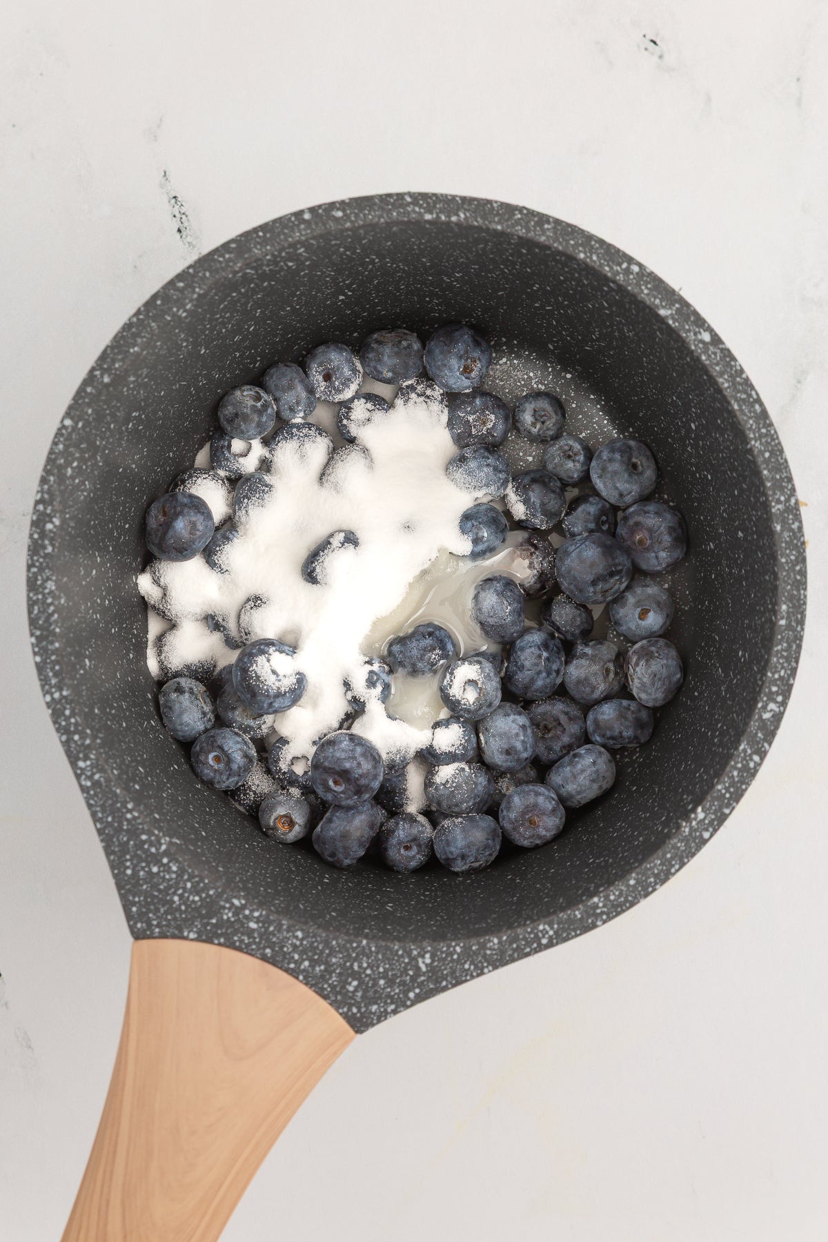 Lemon Cheesecake with Blueberry