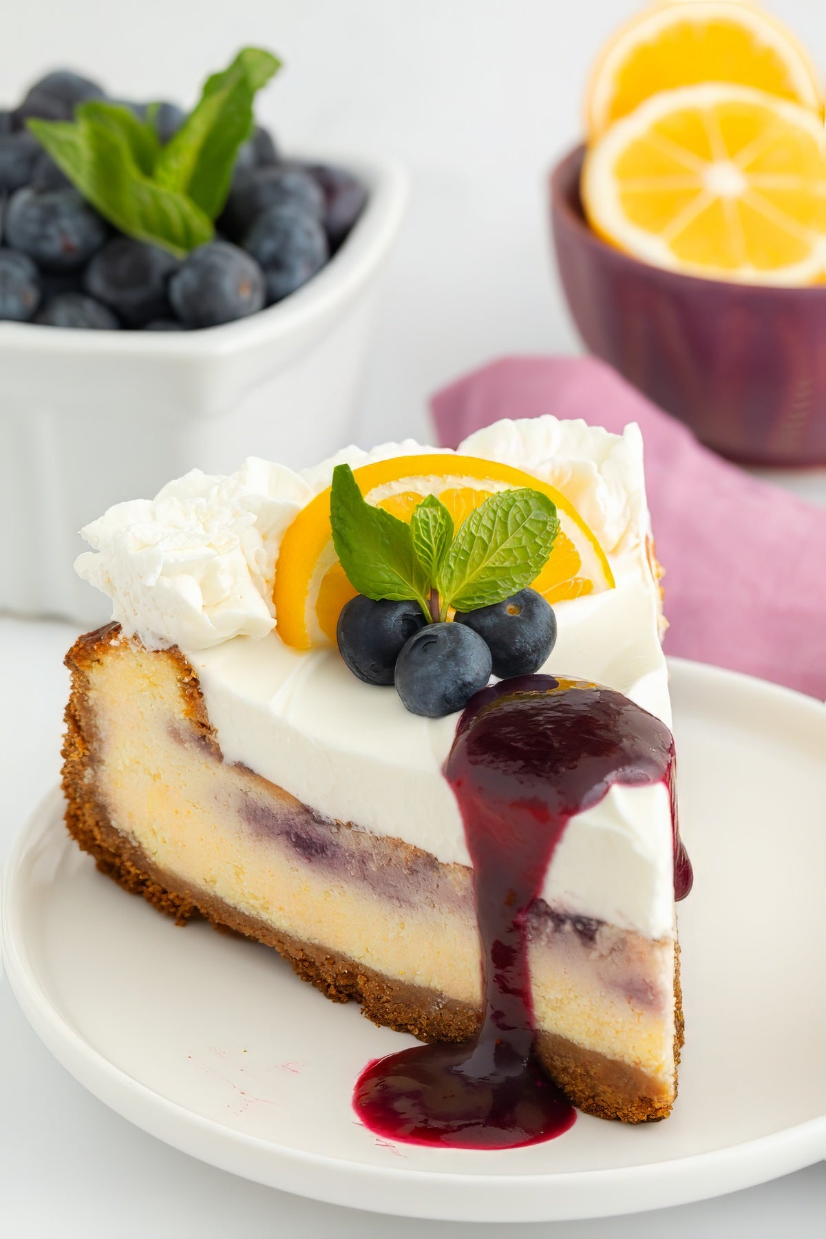 Lemon Cheesecake with Blueberry