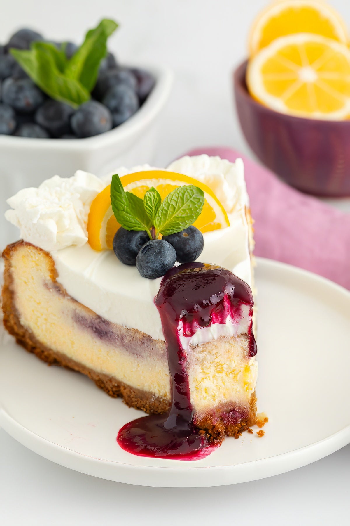 Lemon Cheesecake with Blueberry