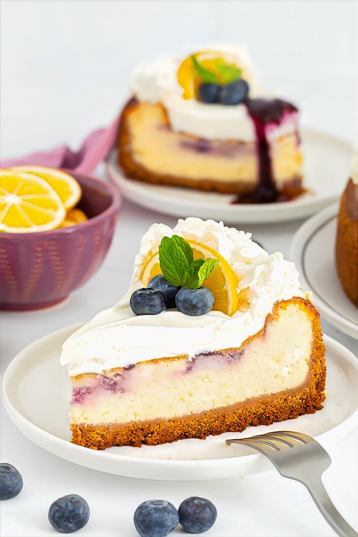 Lemon Cheesecake with Blueberry