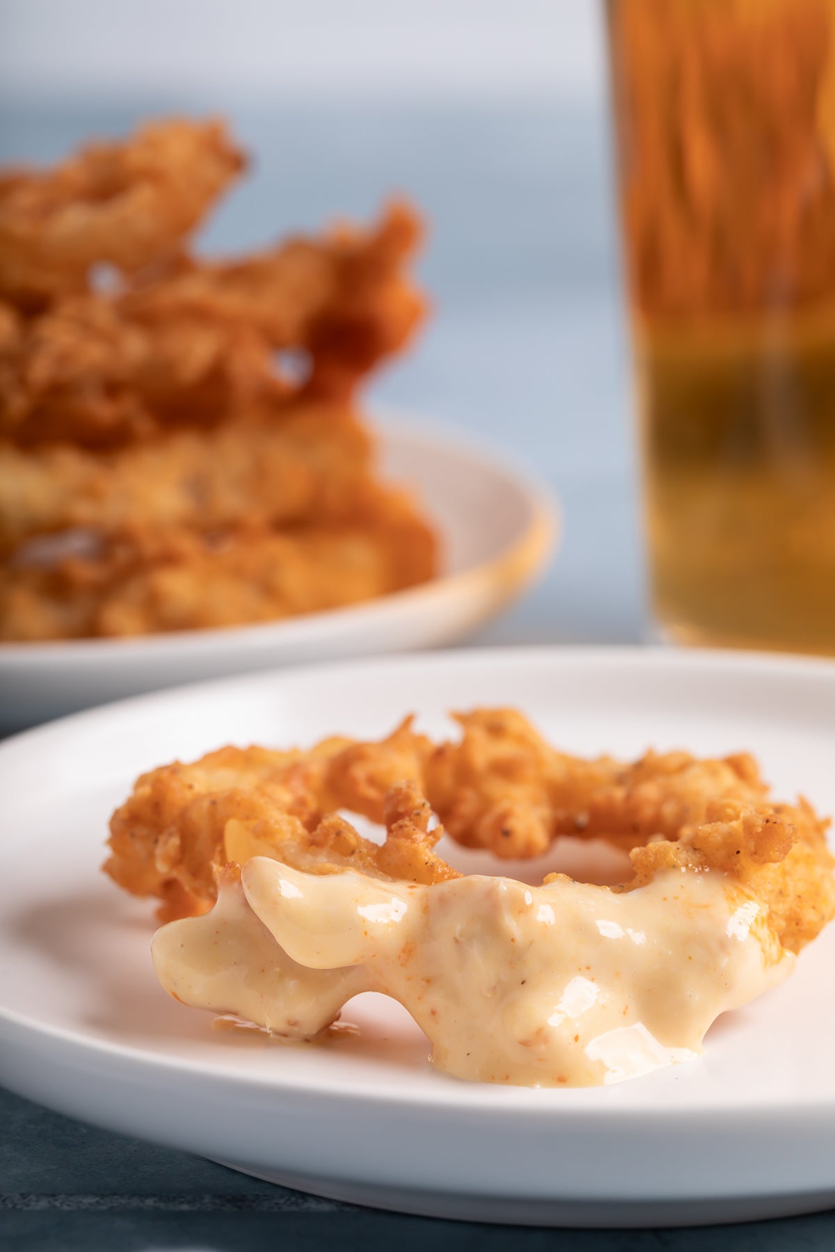 Onion Rings with Dipping Sauce