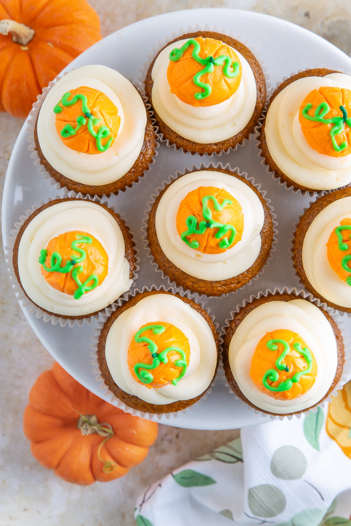 Pumpkin Cupcakes Triple Exclusive!