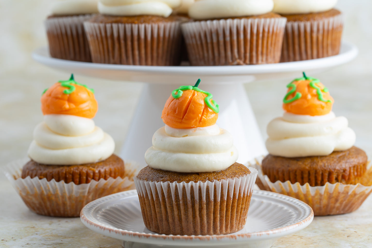 Pumpkin Cupcakes Triple Exclusive!
