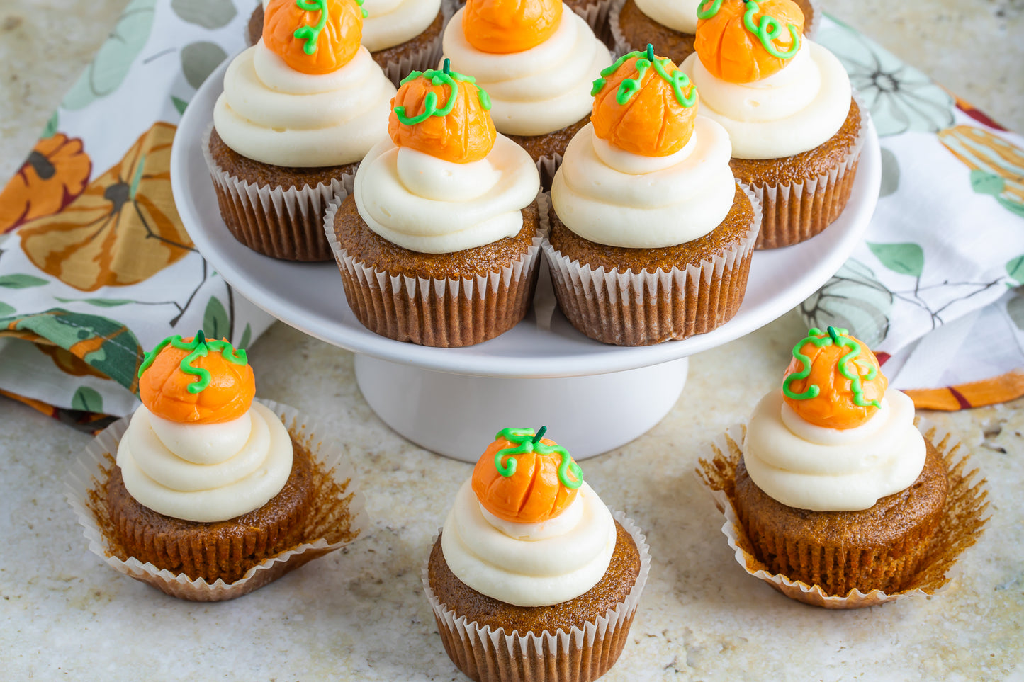 Pumpkin Cupcakes Triple Exclusive!