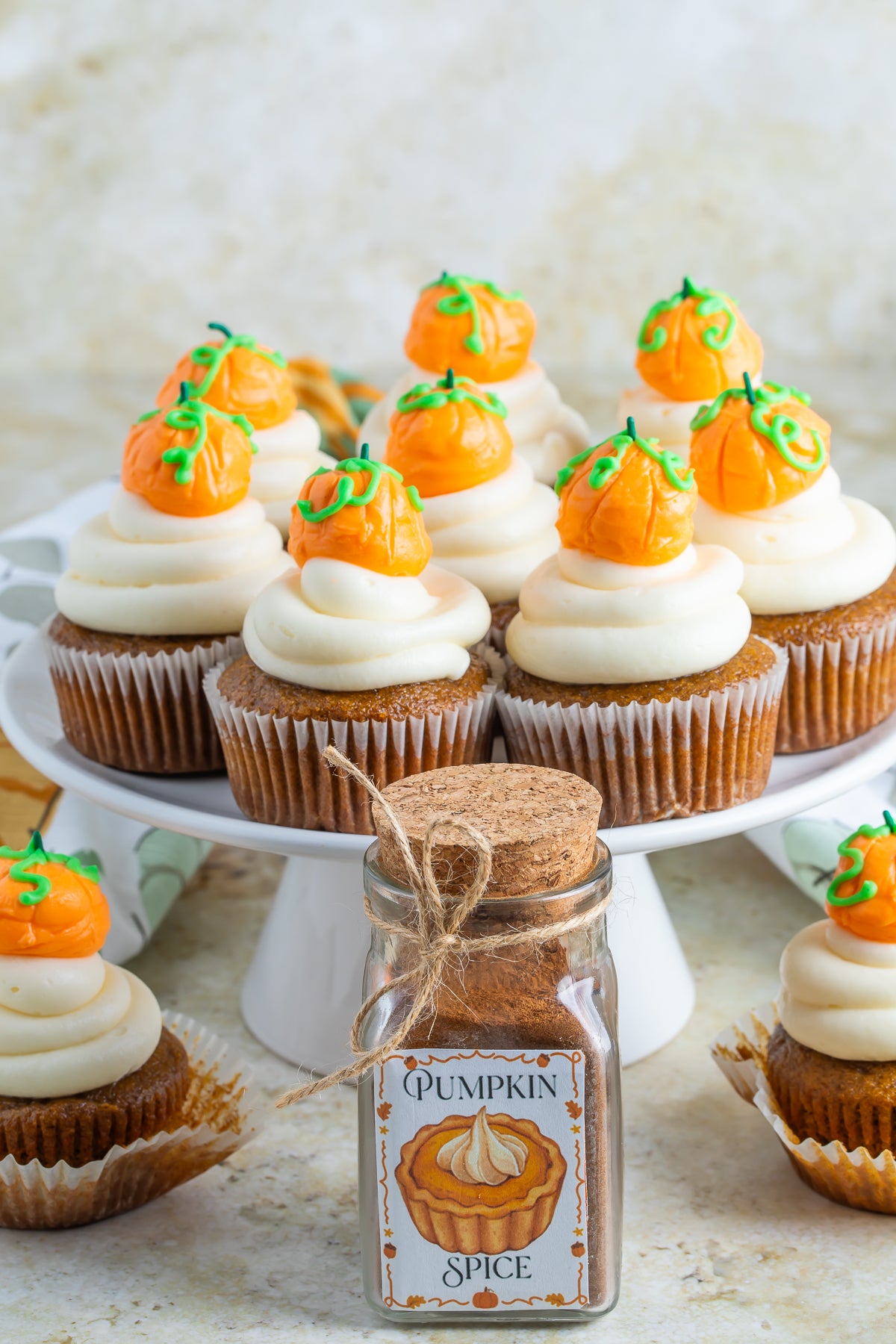 Pumpkin Cupcakes Triple Exclusive!