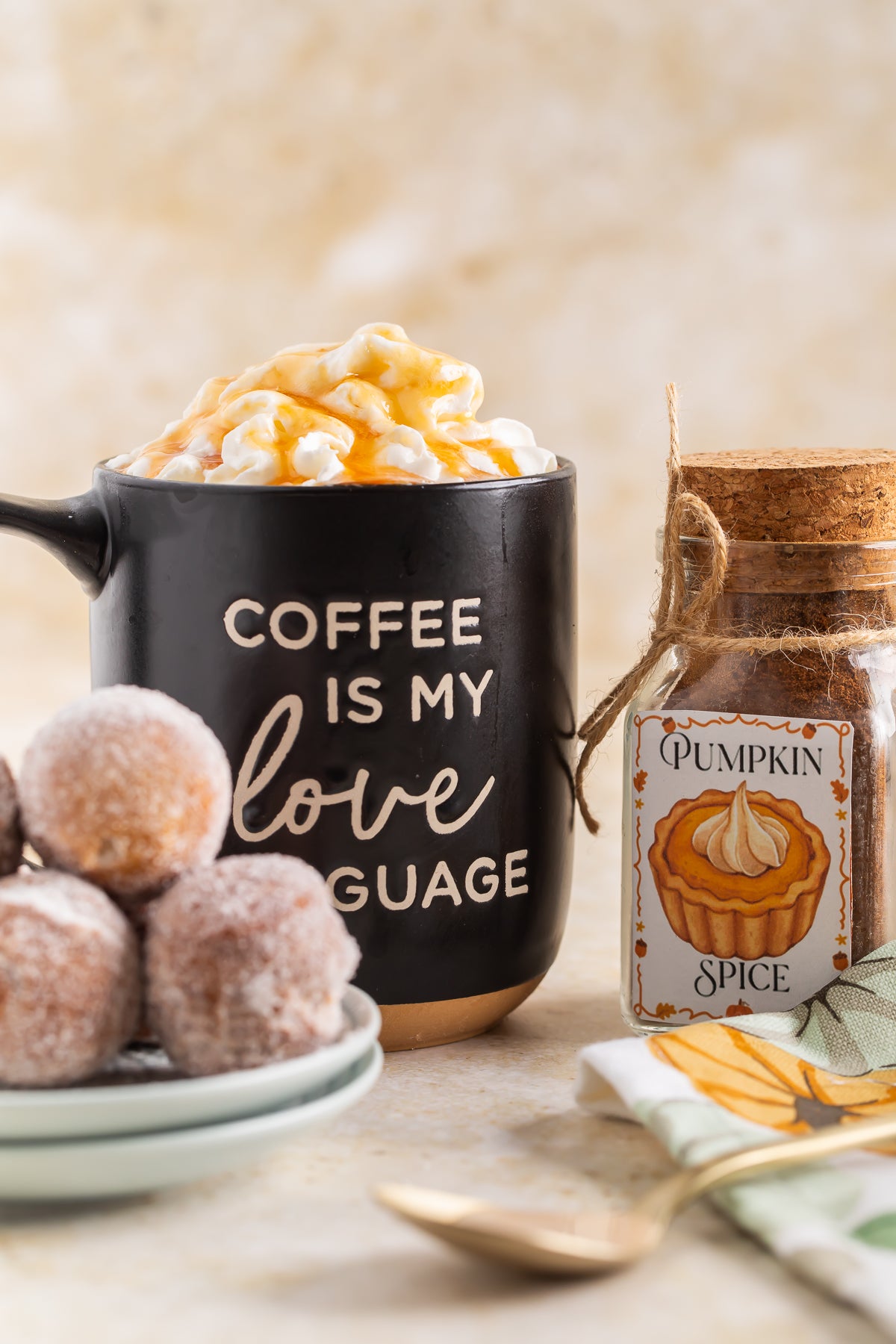 Pumpkin Cupcakes Triple Exclusive!