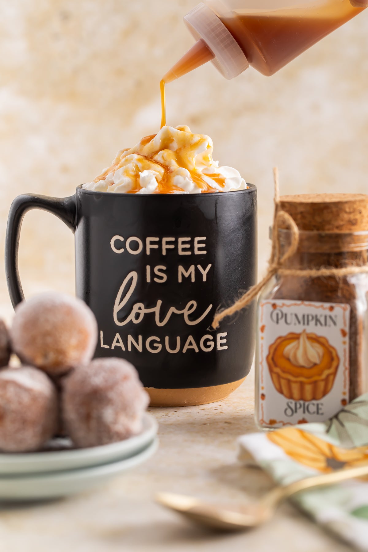 Pumpkin Cupcakes Triple Exclusive!